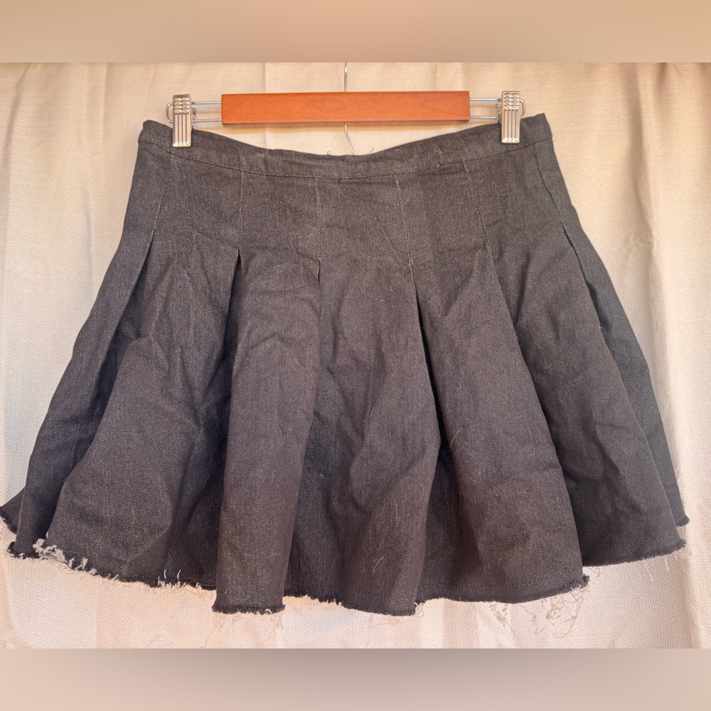 Women's Black Denim Pleated Mini Skirt